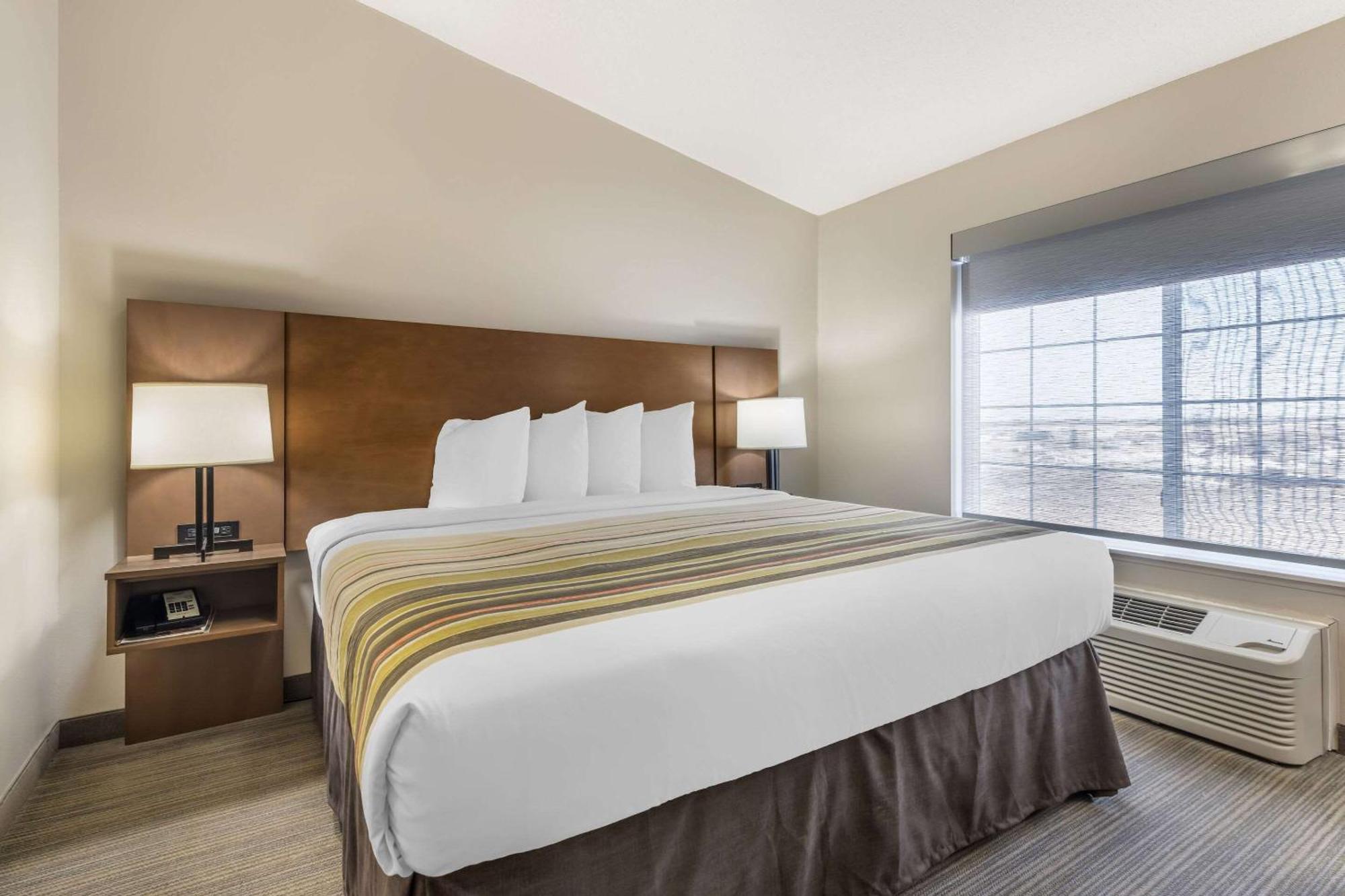 Country Inn & Suites By Radisson, Watertown, Sd Bagian luar foto