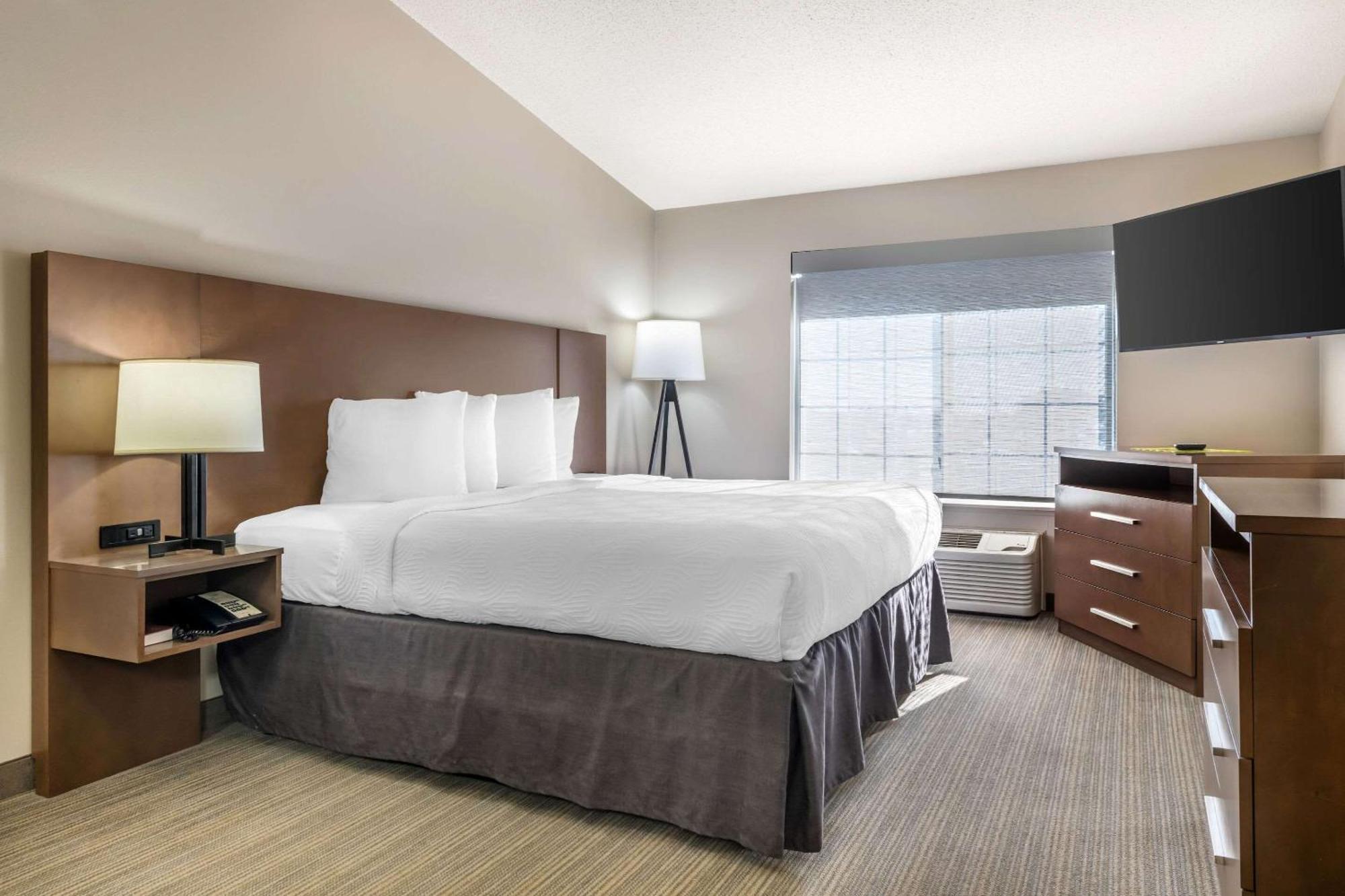 Country Inn & Suites By Radisson, Watertown, Sd Bagian luar foto