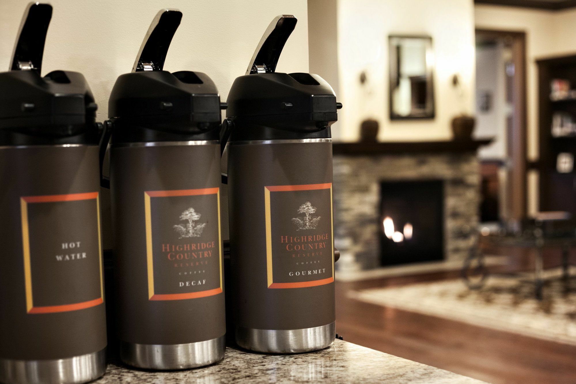Country Inn & Suites By Radisson, Watertown, Sd Bagian luar foto